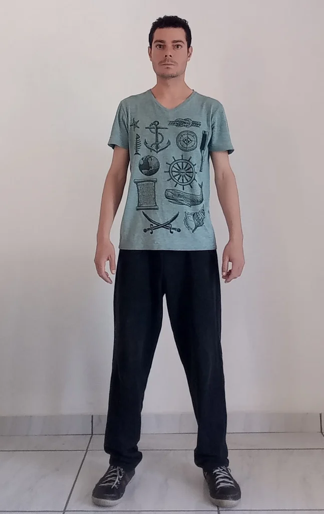 Exercícios de Chi Kung para Limpar sua Mente e trazê-la para o Momento Presente exercicios de chi kung postura do cavalo 1 Copia 1 647x1024 - Exercícios de Chi Kung para Limpar sua Mente e trazê-la para o Momento Presente