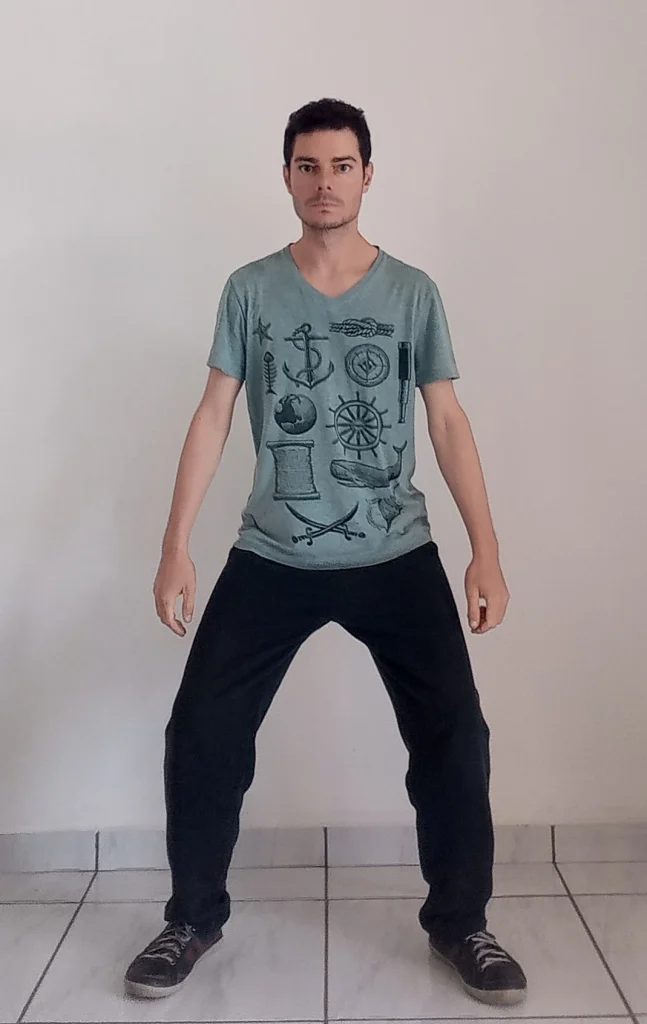 Exercícios de Chi Kung para Limpar sua Mente e trazê-la para o Momento Presente exercicios de chi kung postura do cavalo 2 1 647x1024 - Exercícios de Chi Kung para Limpar sua Mente e trazê-la para o Momento Presente